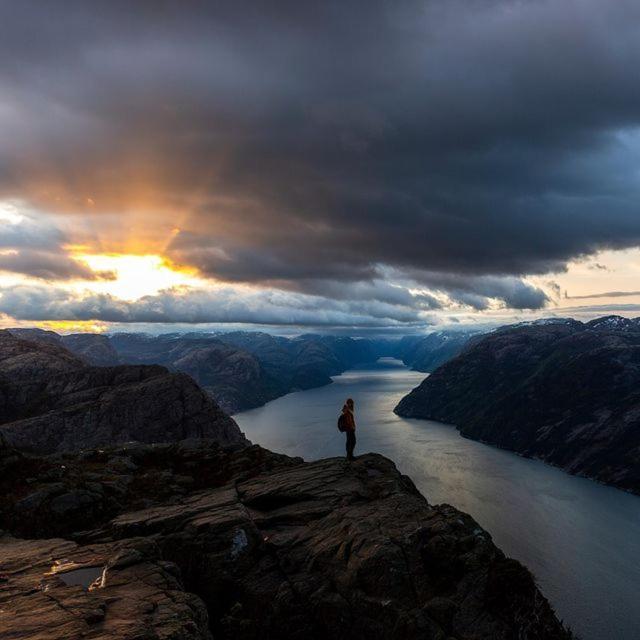 Hikers Camp, Part Of Preikestolen Basecamp Hotel Jørpeland Eksteriør billede